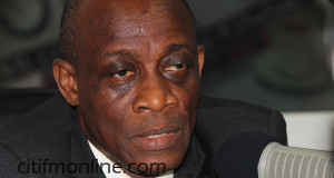 Gov’t considers hedging oil prices